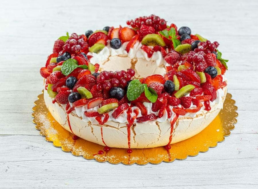 Classic berry pavlova cake